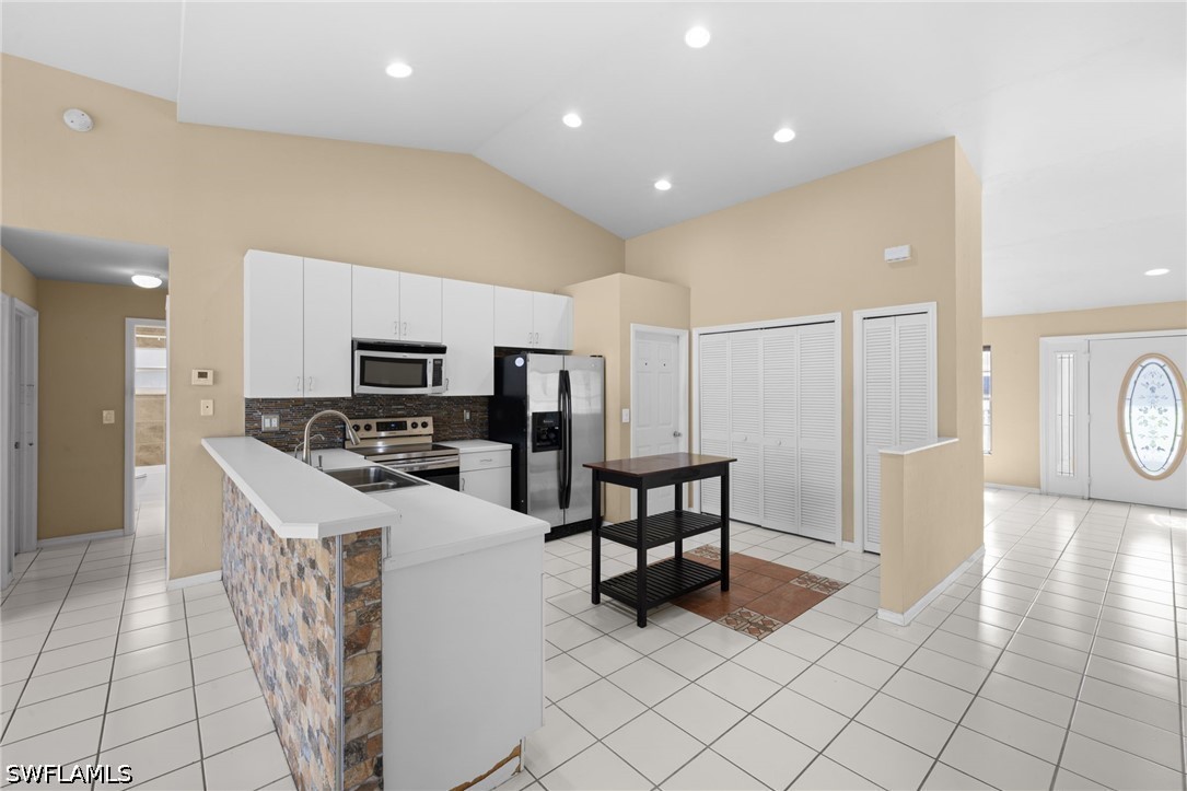 12641 Eagle Pointe Cir Property Photo 13