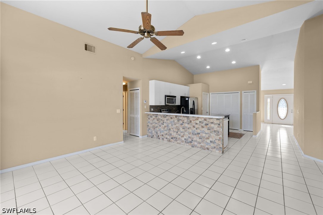 12641 Eagle Pointe Cir Property Photo 15