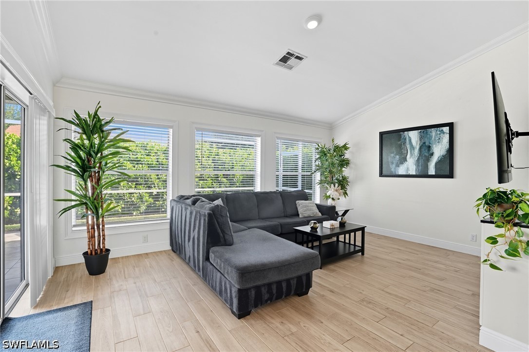 3690 Bali Ln Property Photo 6