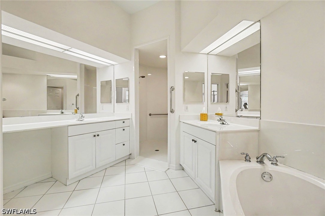 10274 Cape Roman Rd 102 Property Photo 35