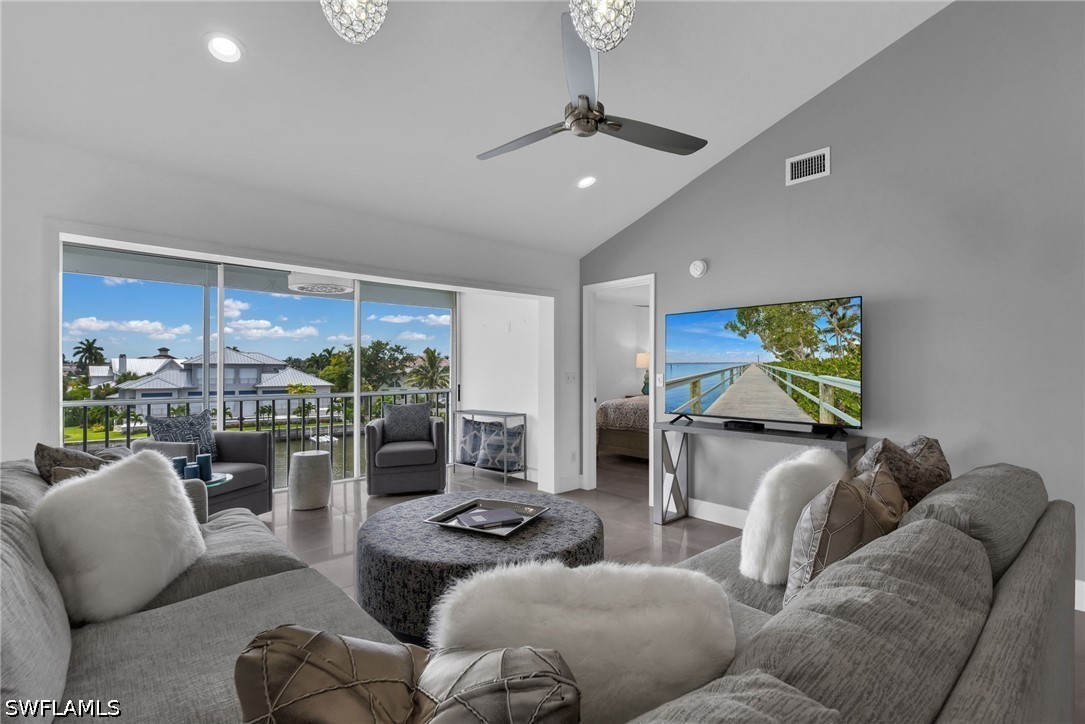 10684 Gulf Shore Dr B-302 Property Photo 11