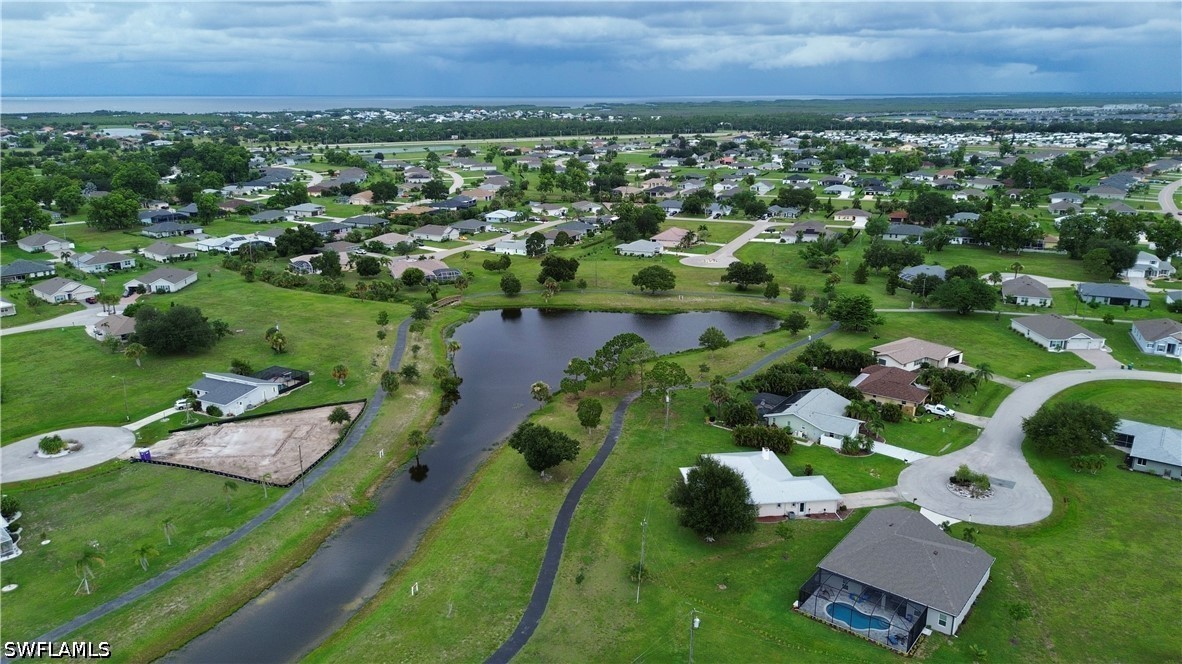 25309 Lychee Ct Property Photo 9