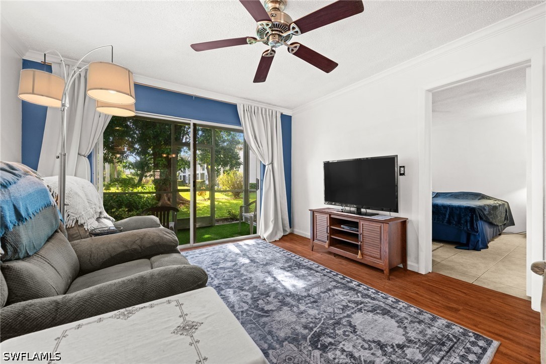 7001 New Post Dr 3 Property Photo 2