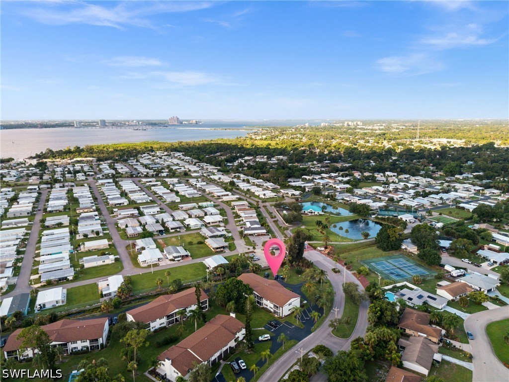 7001 New Post Dr 3 Property Photo 33