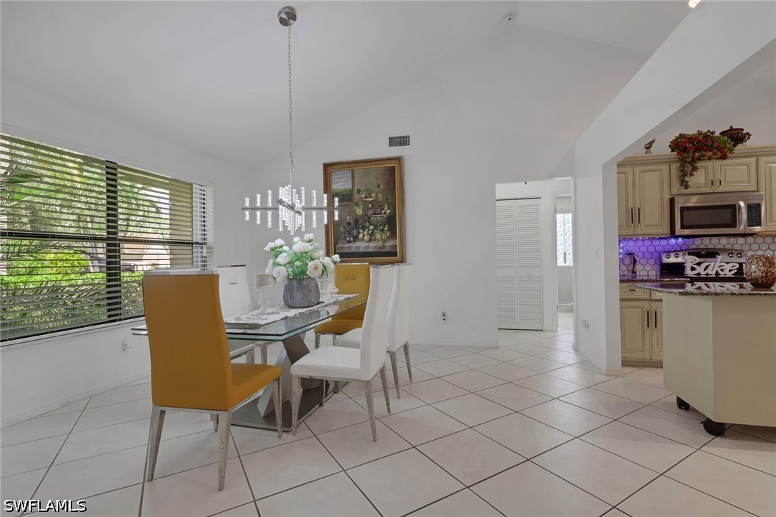 3036 Round Table Ln Property Photo 3