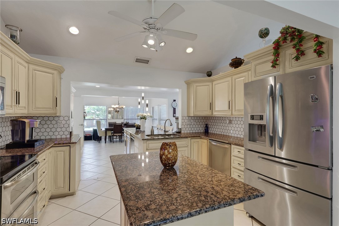 3036 Round Table Ln Property Photo 9