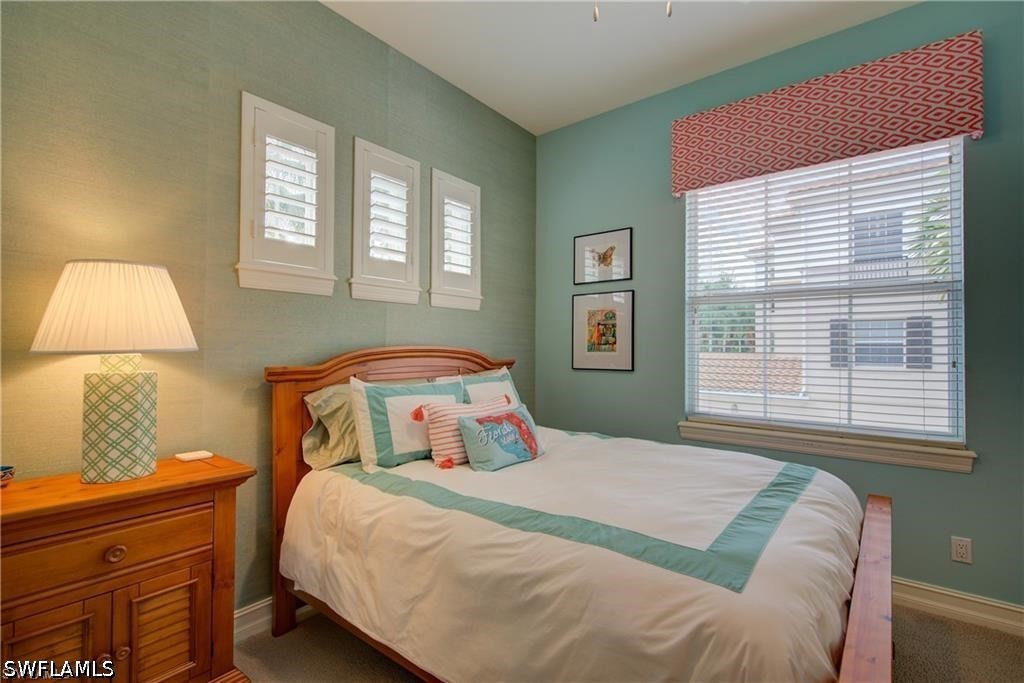 2855 Tiburon Blvd E 102 Property Photo 24