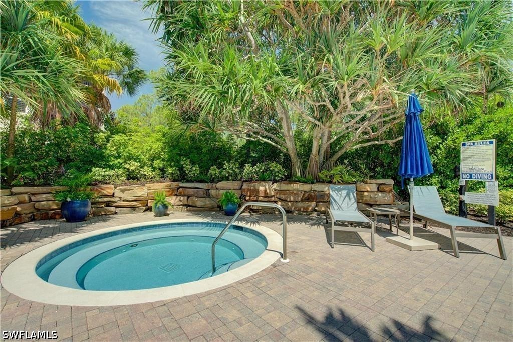 2855 Tiburon Blvd E 102 Property Photo 29