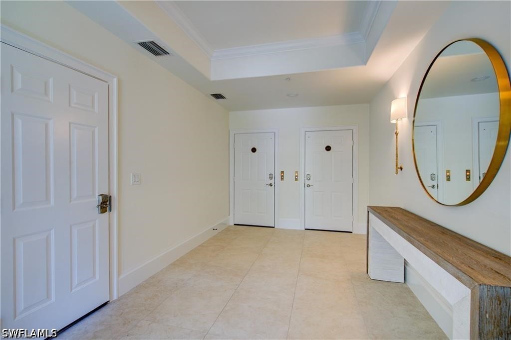 2855 Tiburon Blvd E 102 Property Photo 36