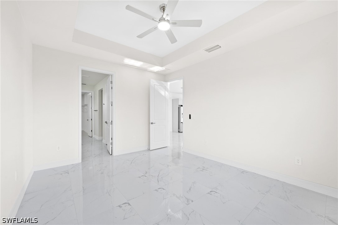 3238 Katherine St Property Photo 10