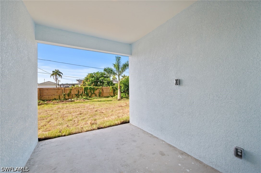 3238 Katherine St Property Photo 20