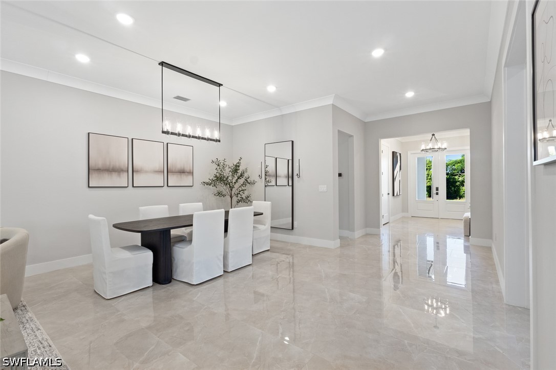 240 Allamanda Way Property Photo 10