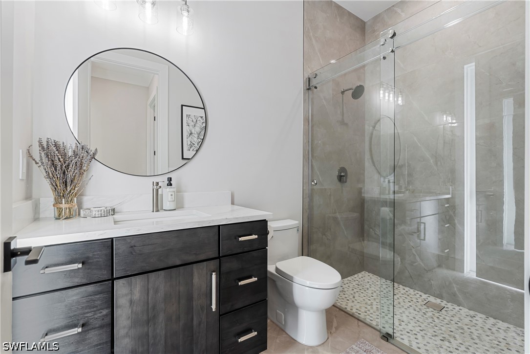 240 Allamanda Way Property Photo 18