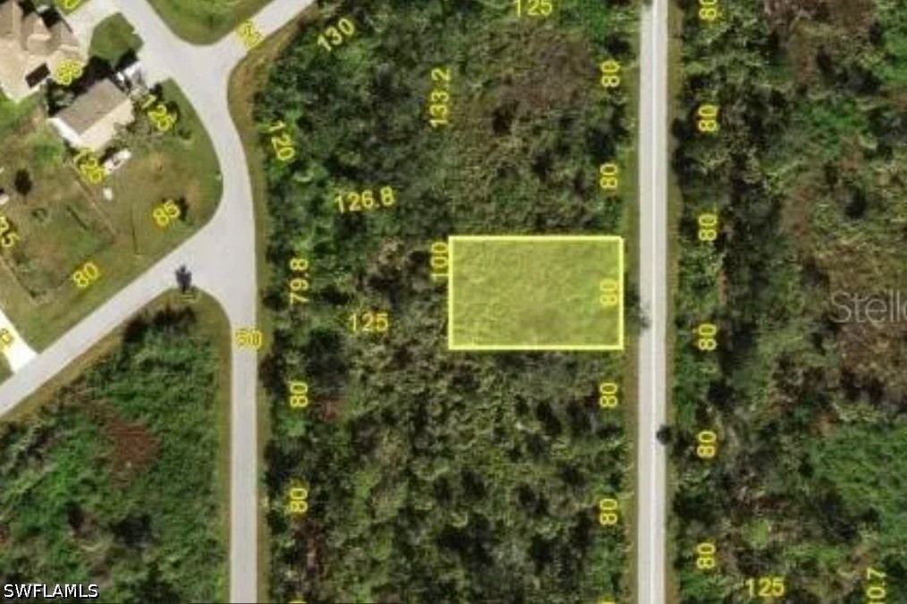 1349 Forrestal St Property Photo 4