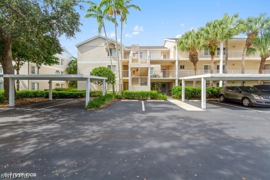 2885 Citrus Lake Dr N-305 Property Photo 4