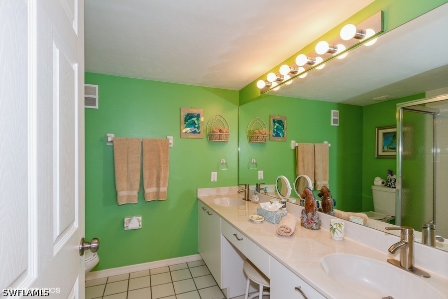 2885 Citrus Lake Dr N-305 Property Photo 18