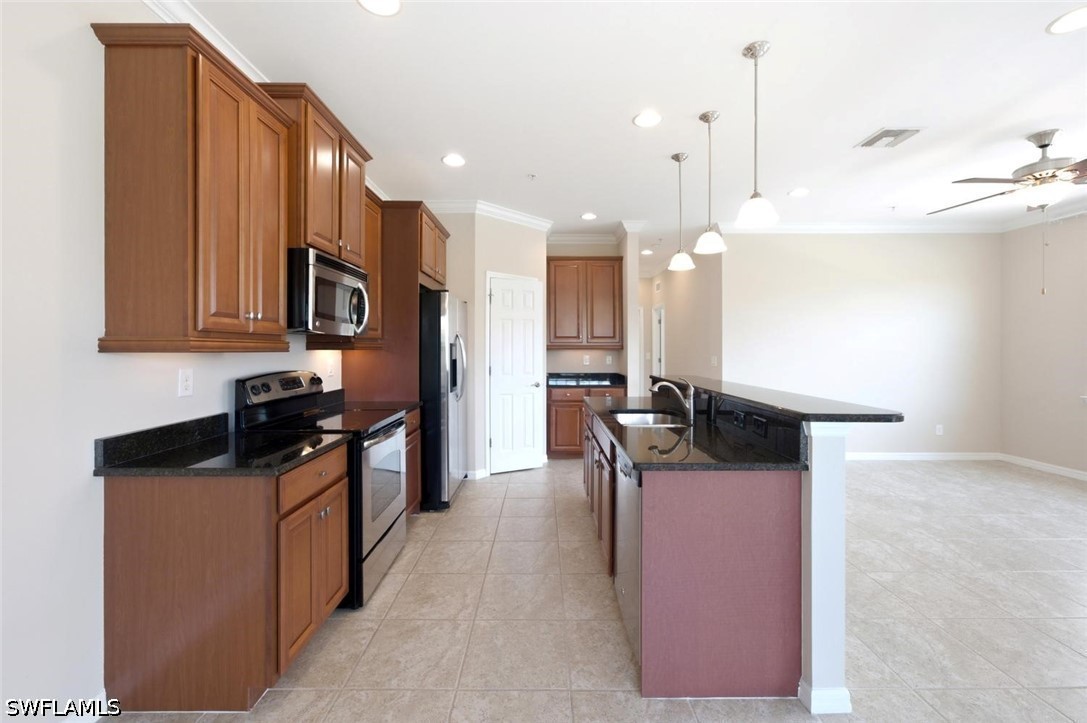 23421 Alamanda Dr 201 Property Photo 5
