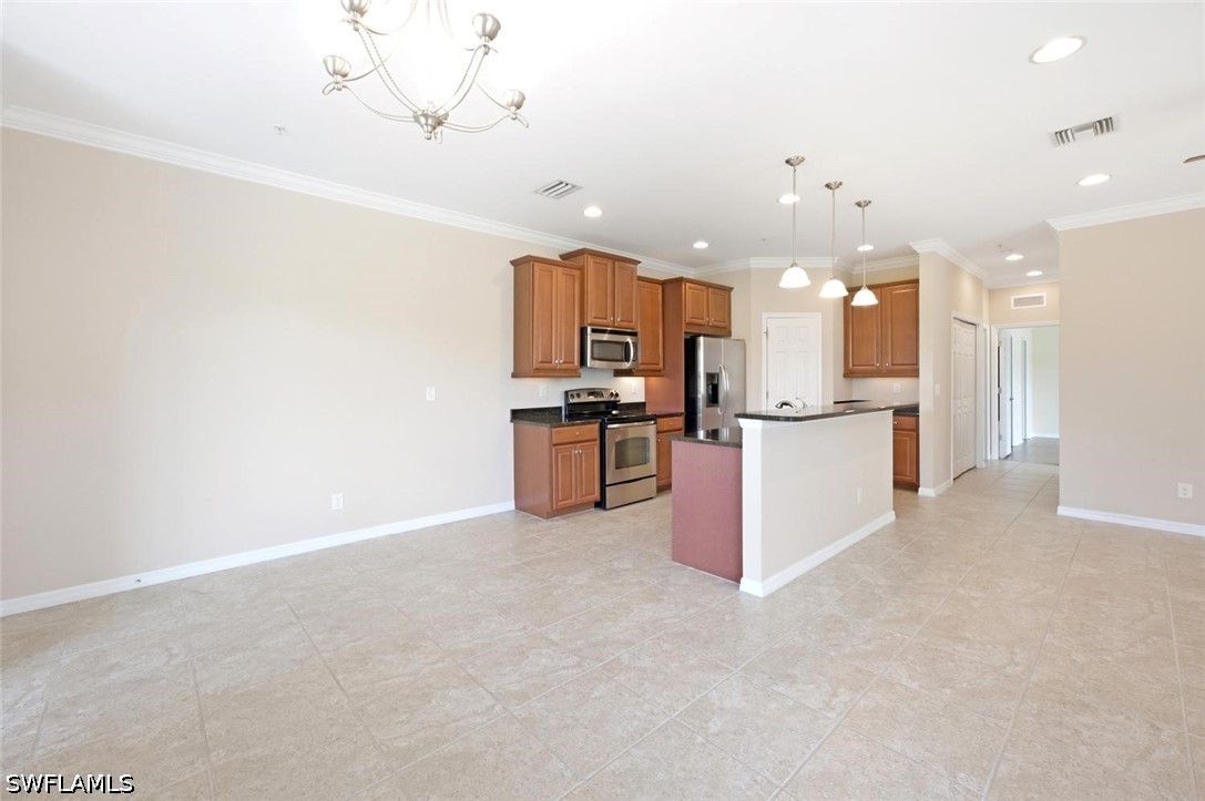 23421 Alamanda Dr 201 Property Photo 7