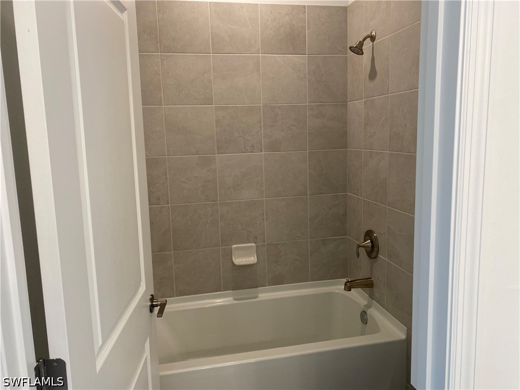 18222 Ridgeline Dr Property Photo 14