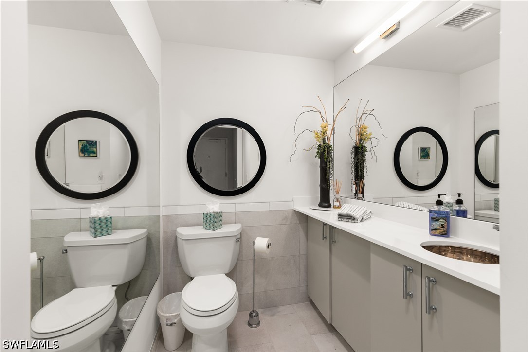 5555 Heron Point Drive 101 Property Photo 20