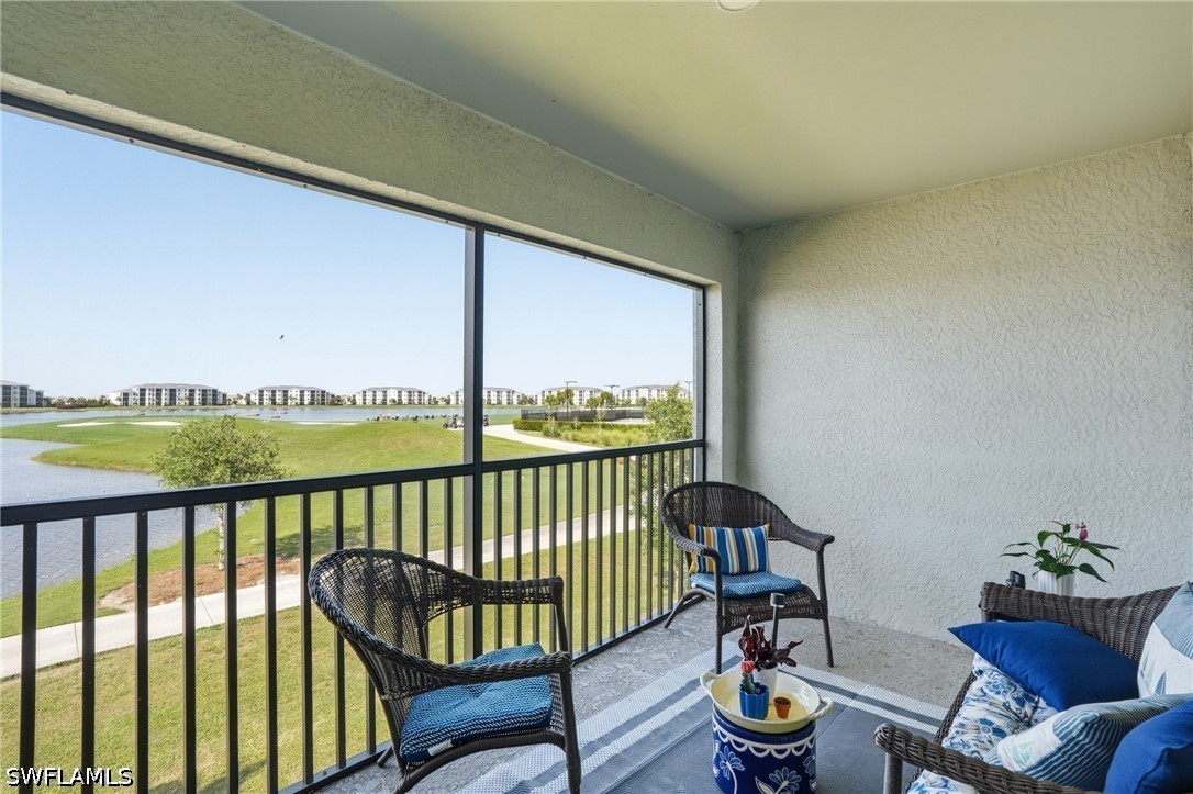 5427 Double Eagle Cir 2824 Property Photo 1