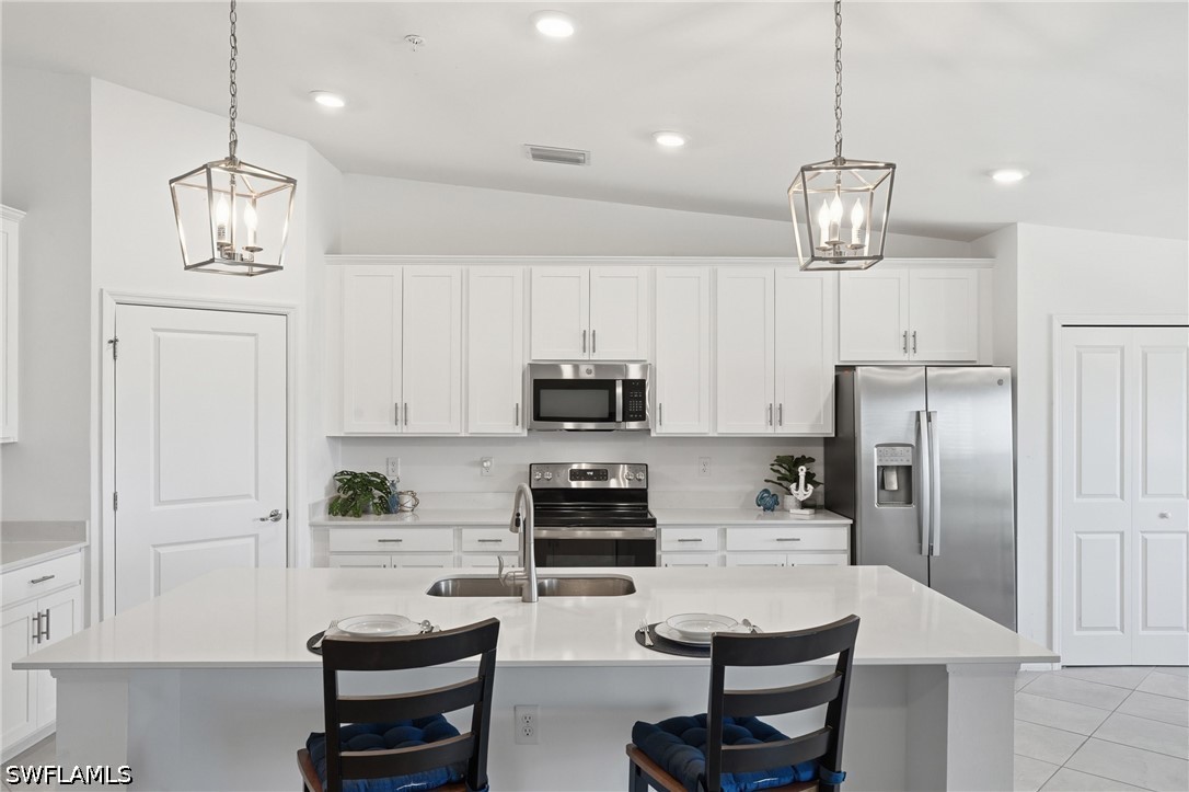 5427 Double Eagle Cir 2824 Property Photo 6