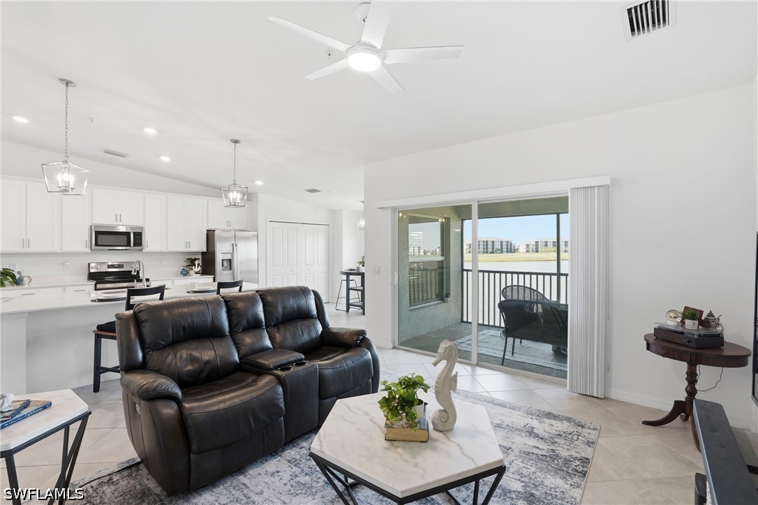 5427 Double Eagle Cir 2824 Property Photo 15