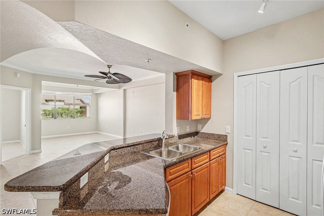 12965 Positano Cir 305 Property Photo 9