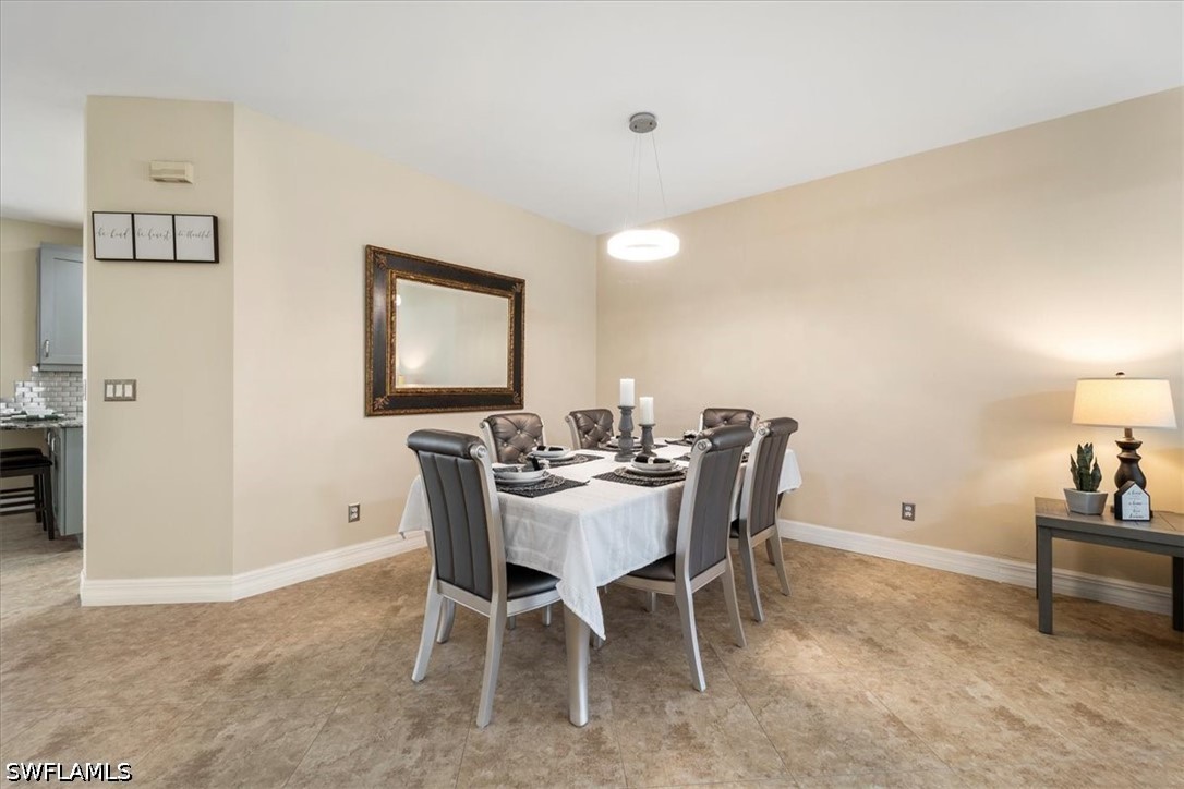 12341 Eagle Pointe Cir Property Photo 6