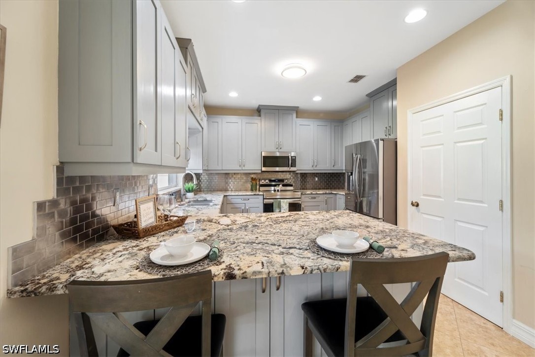 12341 Eagle Pointe Cir Property Photo 12