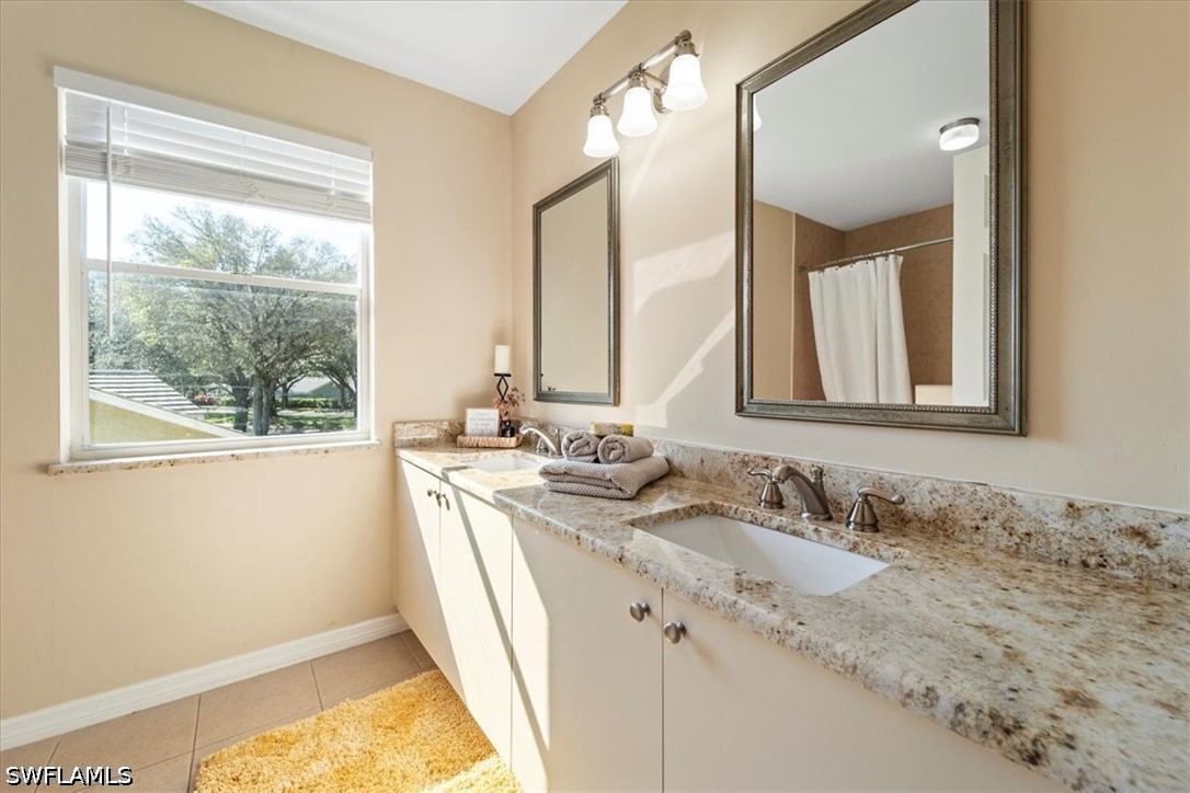 12341 Eagle Pointe Cir Property Photo 30