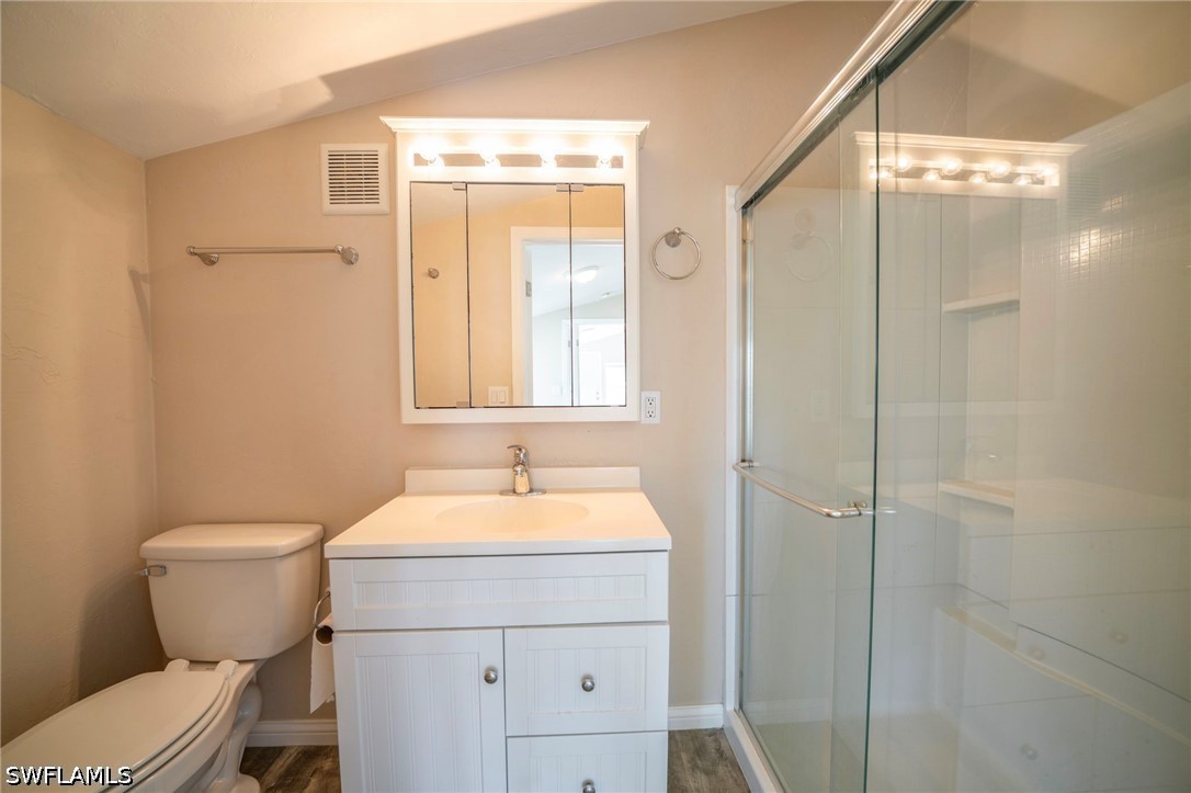 4540 Robert E Lee Blvd E Property Photo 7