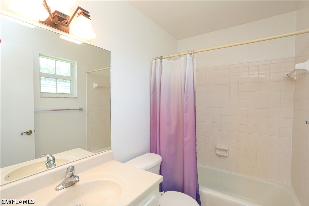 221 Cypress Way E 201 Property Photo 17