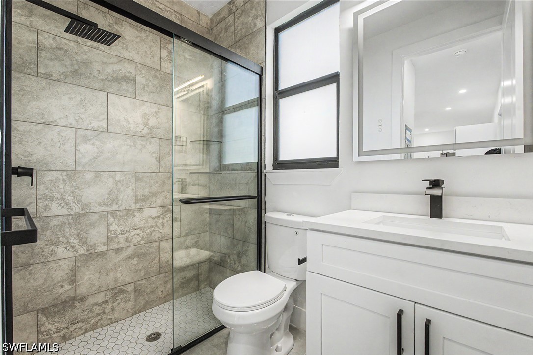 873 Eisenhower Blvd Property Photo 15