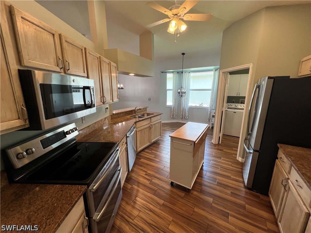 608 Crossfield Cir Property Photo 11
