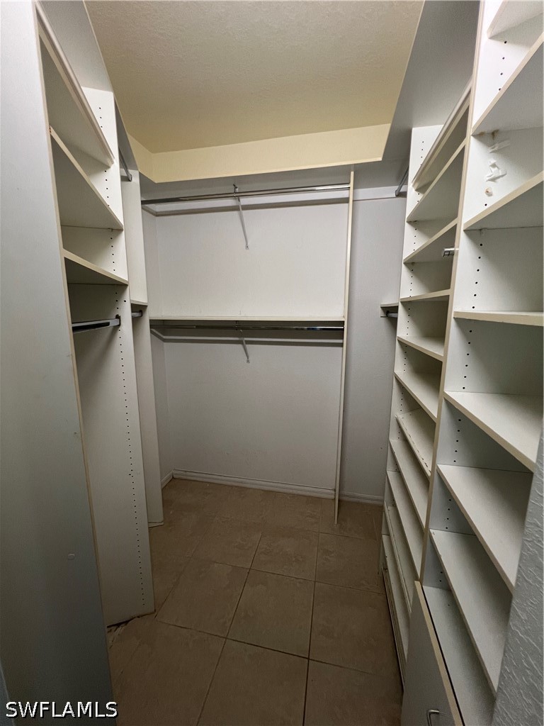608 Crossfield Cir Property Photo 28