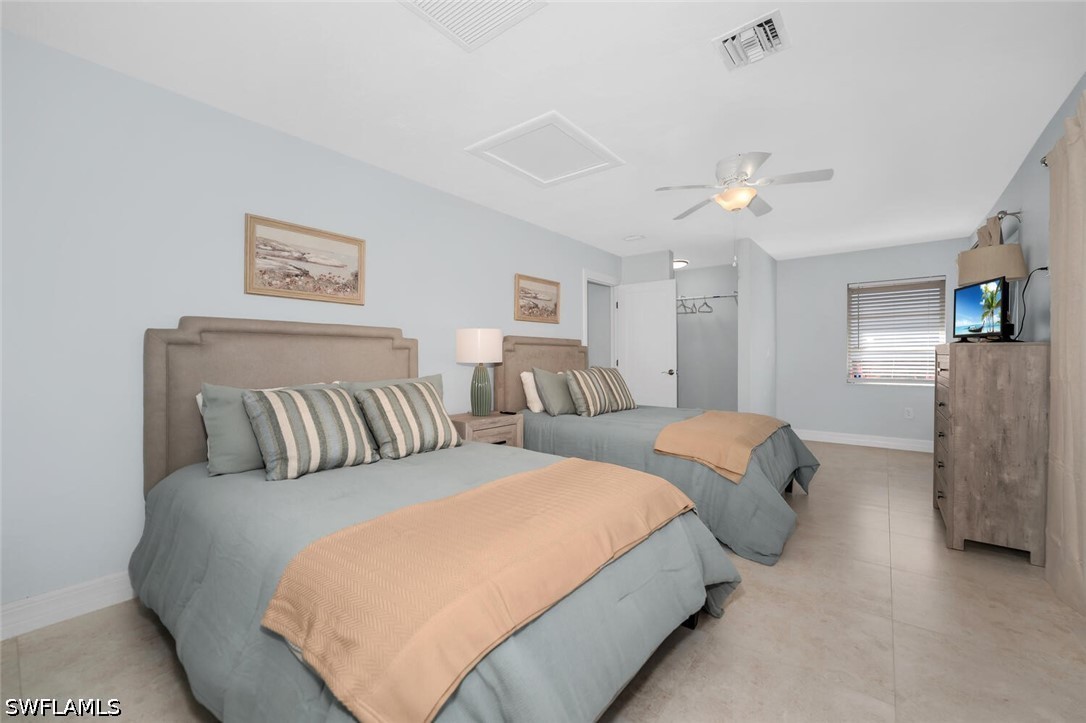385 Willet Ave Property Photo 10