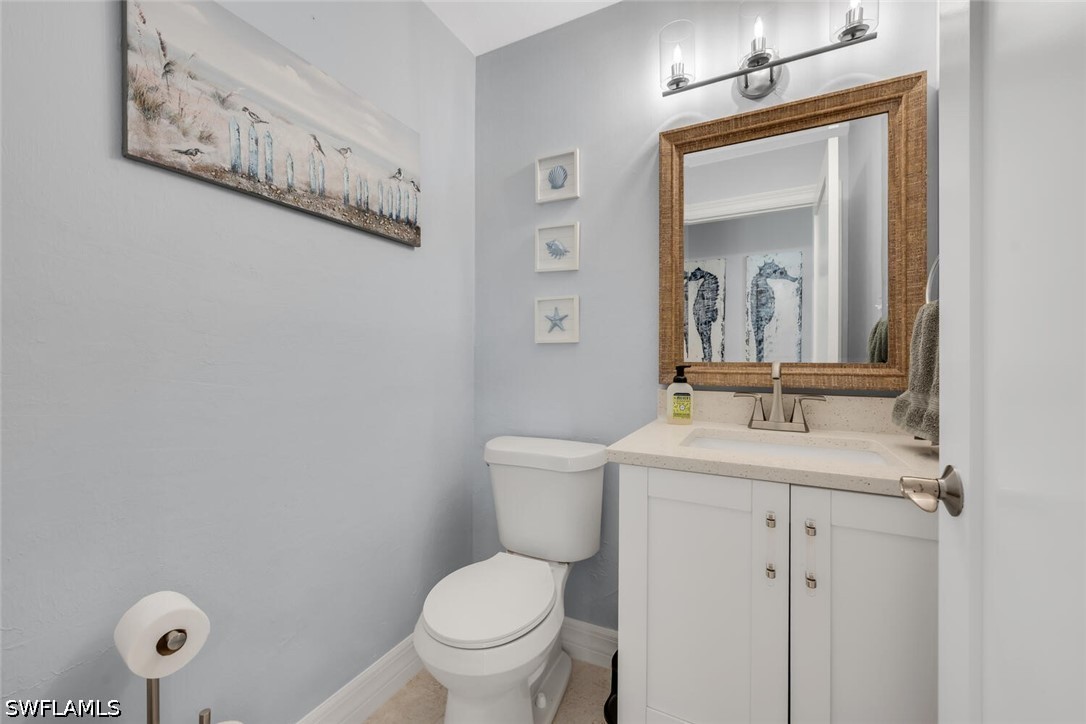 385 Willet Ave Property Photo 13