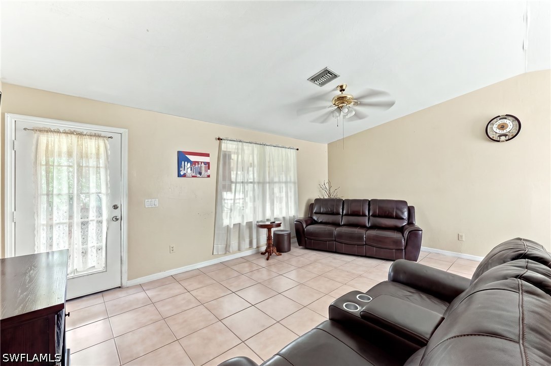 2361 4th Ave Ne Property Photo 5