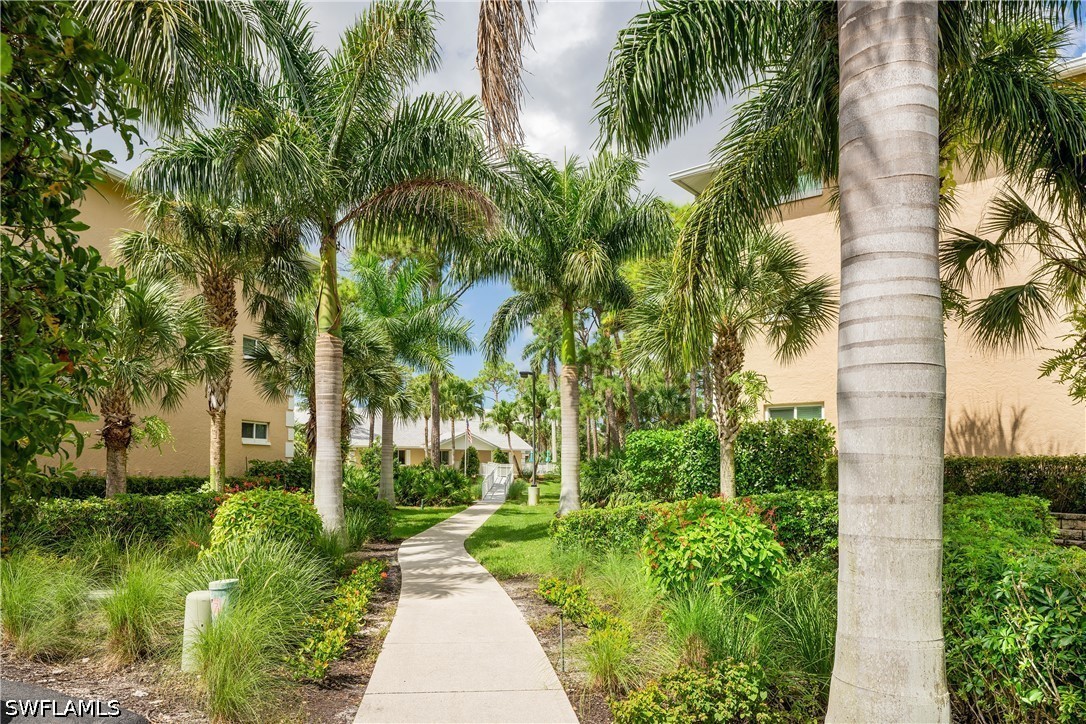 3001 Sandpiper Bay Circle Property Photo 2