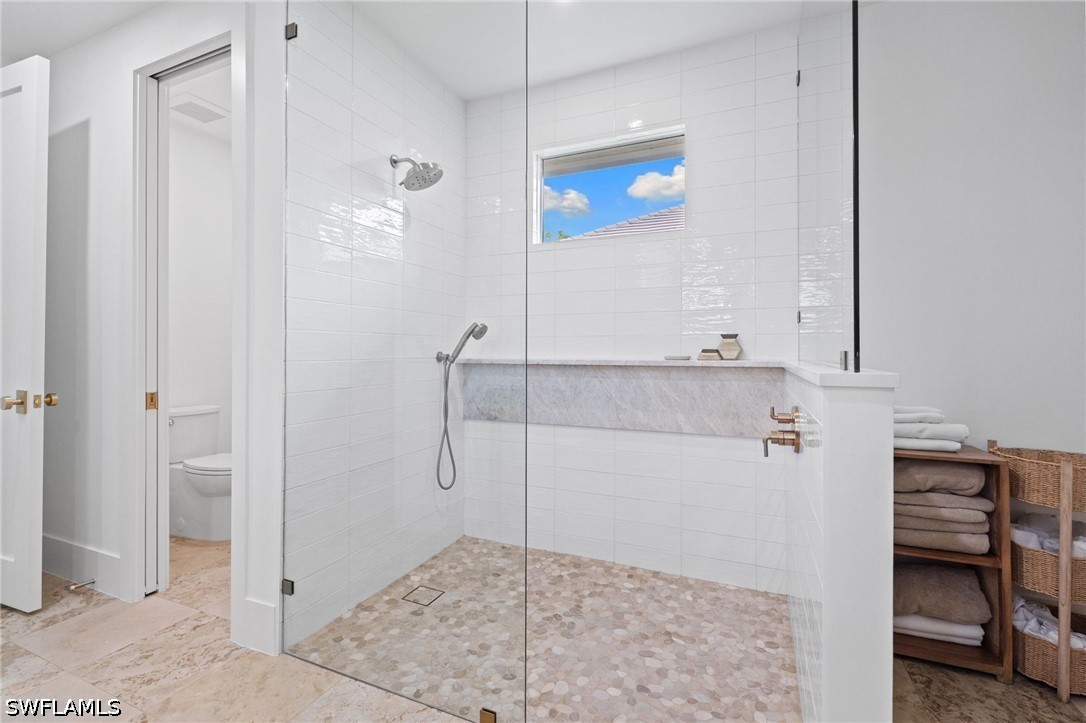 189 Edgemere Way S Property Photo 22