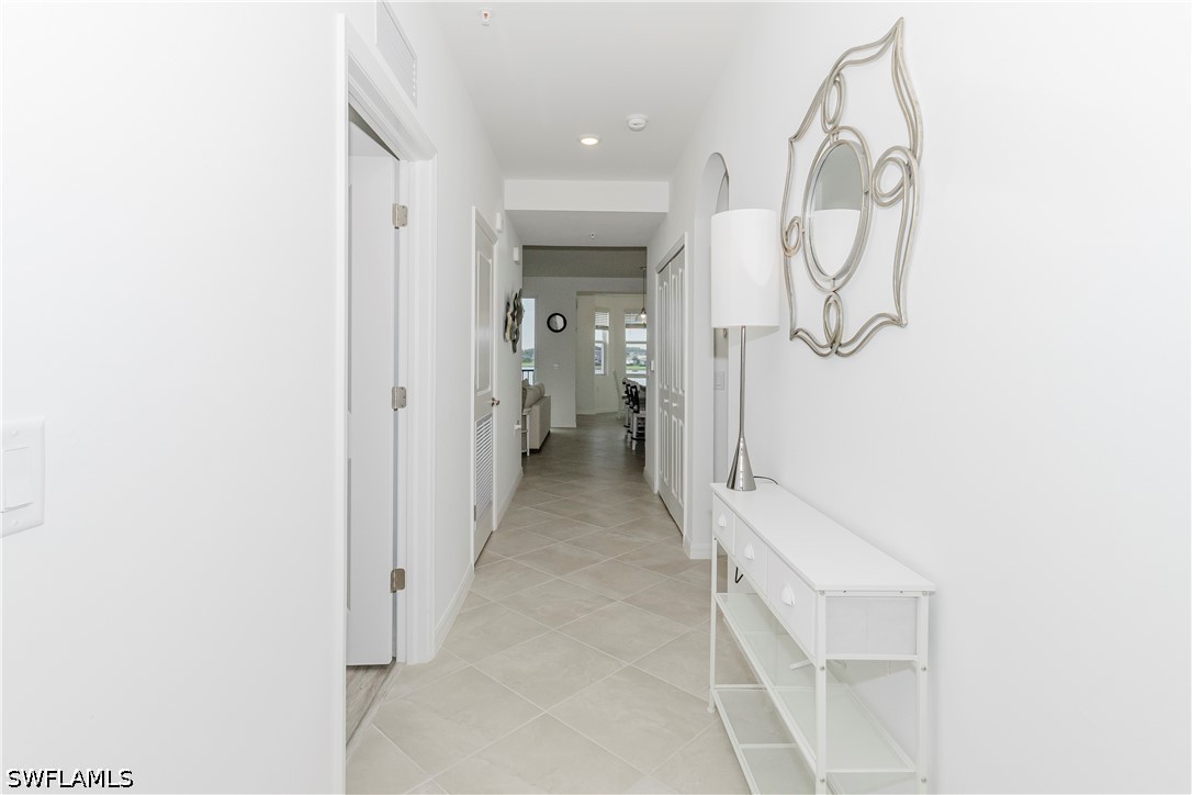 5555 Double Eagle Cir 3922 Property Photo 2
