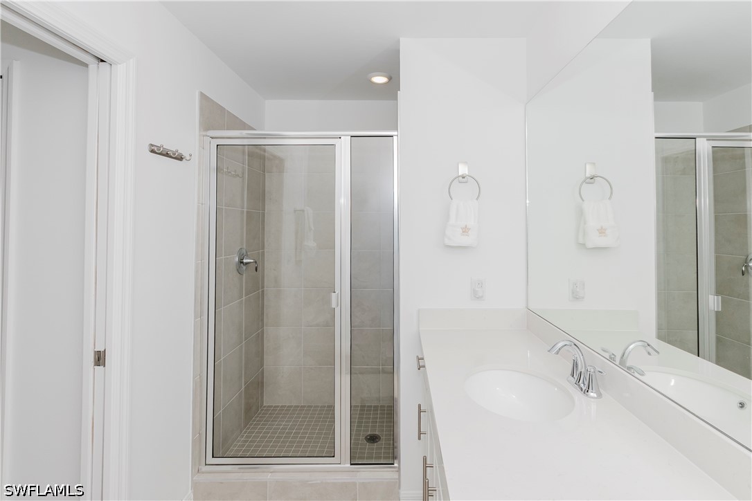 5555 Double Eagle Cir 3922 Property Photo 5