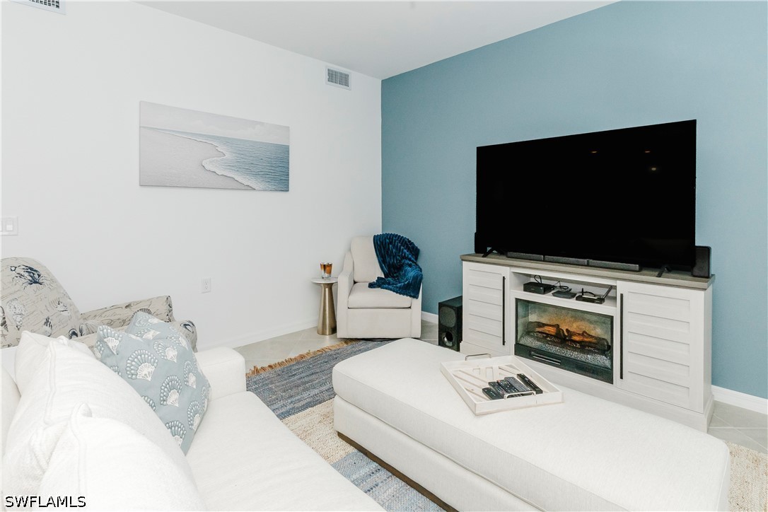 5555 Double Eagle Cir 3922 Property Photo 12