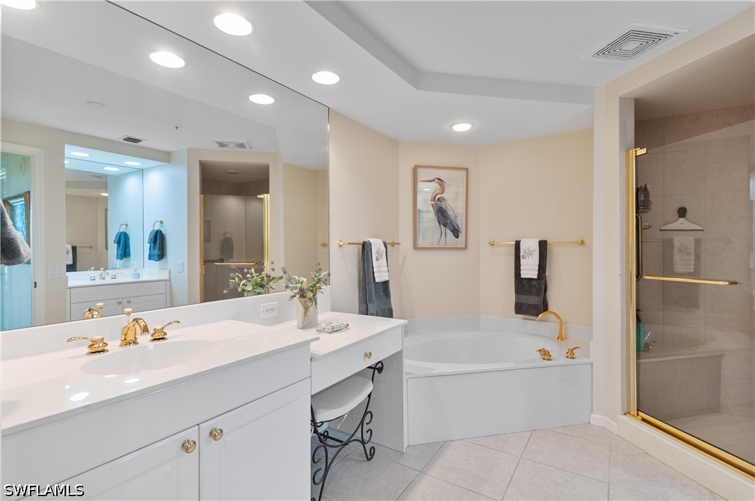 23650 Via Veneto Blvd 404 Property Photo 16