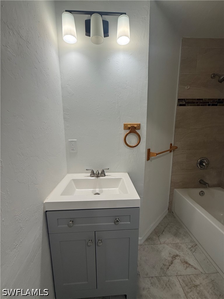 12154 Americus Ln Property Photo 8