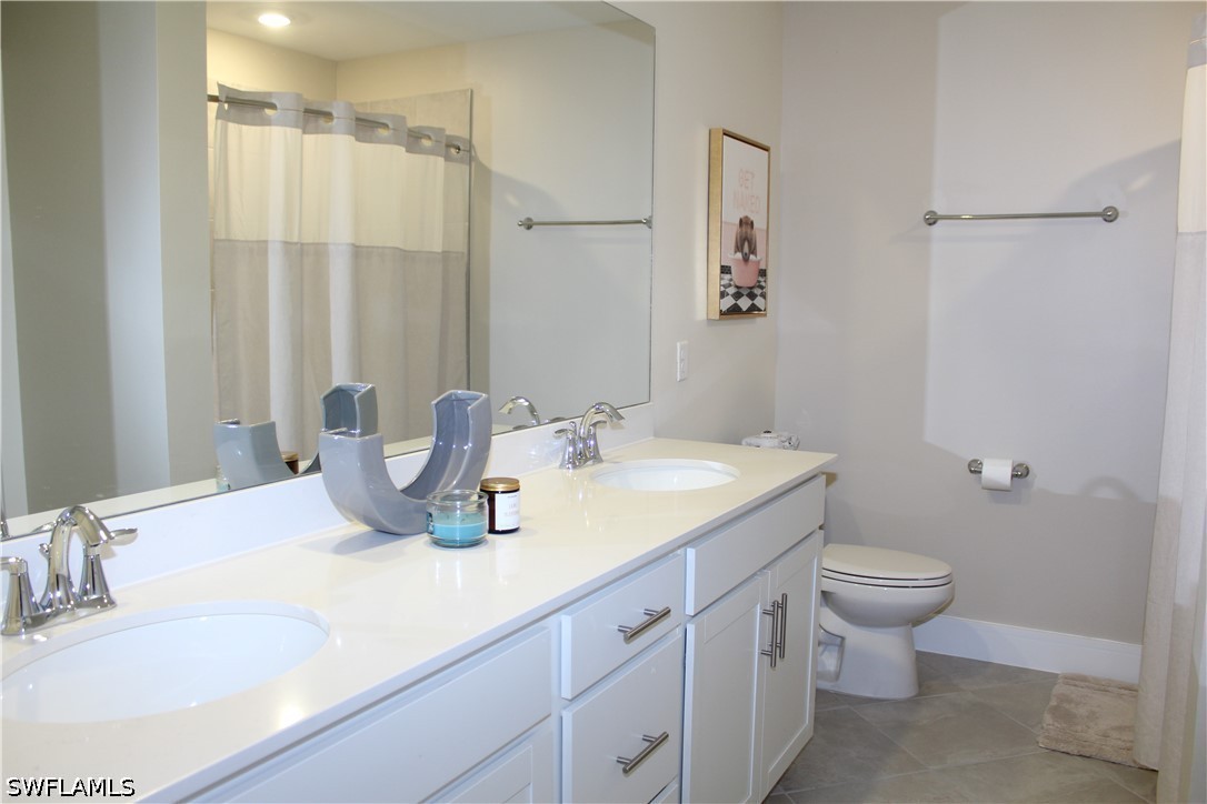 5583 Double Eagle Cir 4128 Property Photo 13