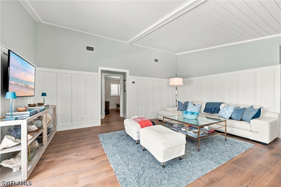 383 Seabee Ave Property Photo 22