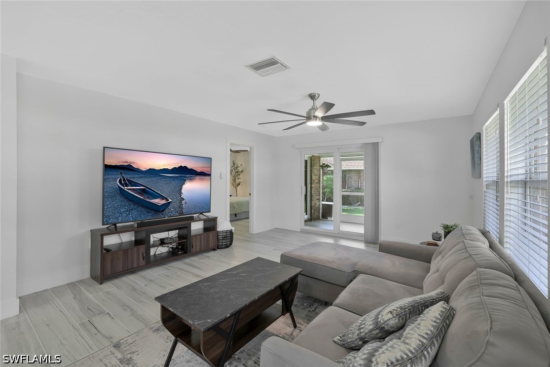 2710 Arbutus St B1 Property Photo 6