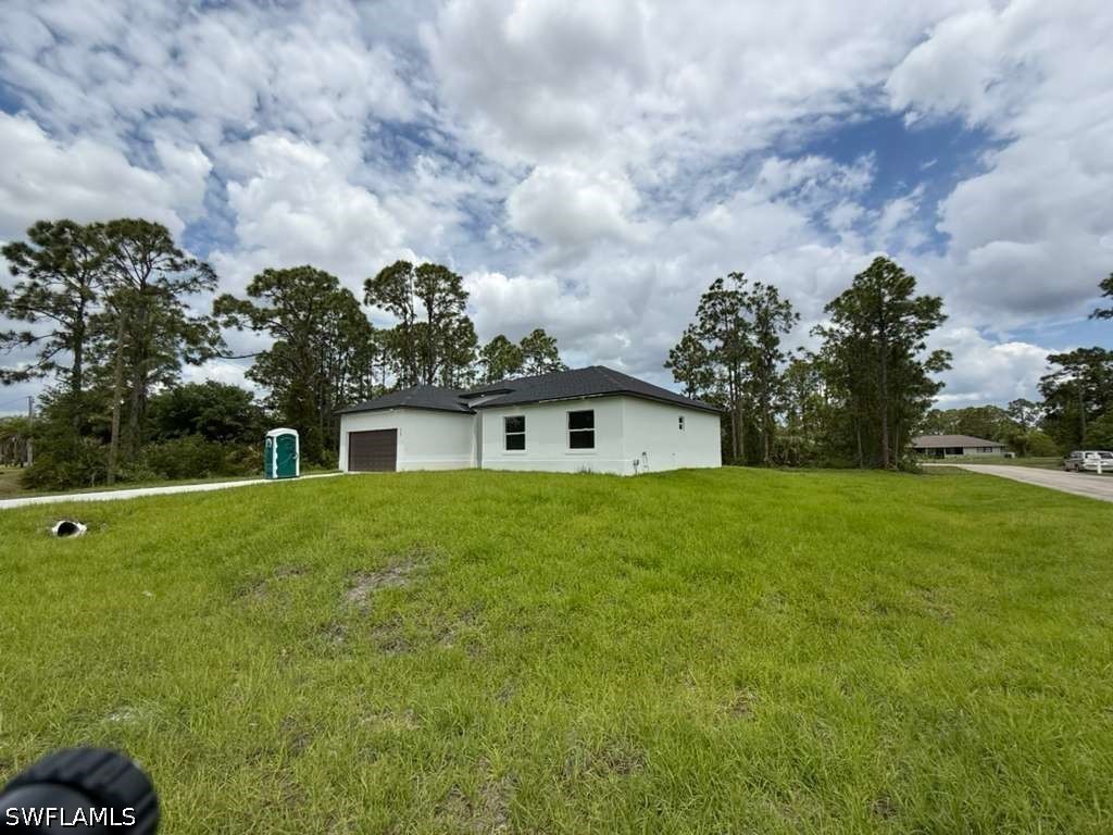723 Epps Brown St E Property Photo 41
